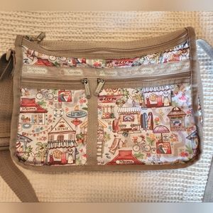 LeSportsac Deluxe Everyday Bag - Rare Hawaii Exclusive Print